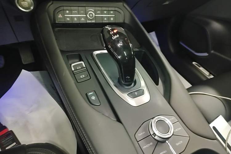 Used Haval F7 2020 2.0T Two-Wheel Drive i-Van Gear Lever