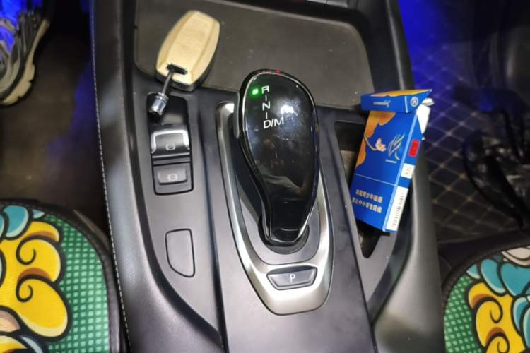 Used Haval F7 2020 1.5T Two-Wheel Drive i-Type Gear Lever