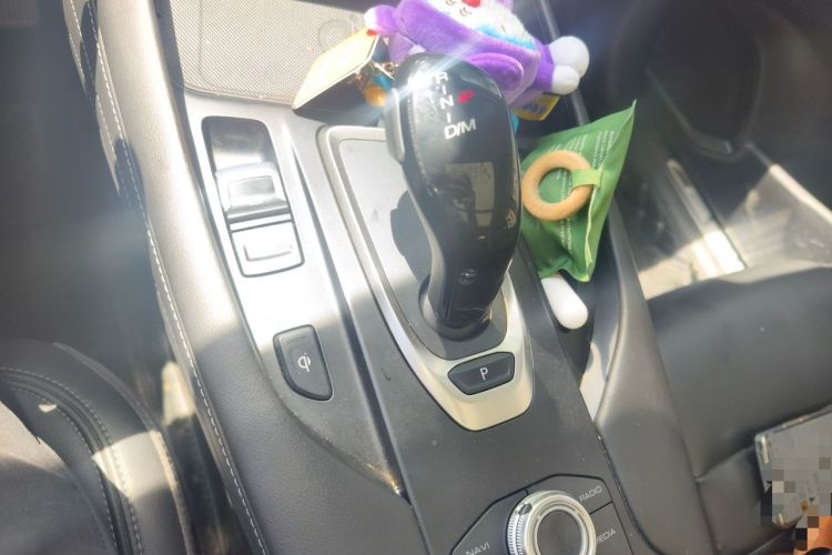 Used Haval F7 2020 1.5T Two-Wheel Drive i-Trend Gear Lever