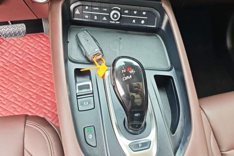 Used Haval F7 2020 1.5T Two-Wheel Drive i-Trend Gear Lever