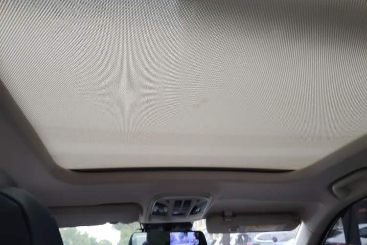 Used Haval F7 2020 1.5T Two-Wheel Drive iCool Headliner