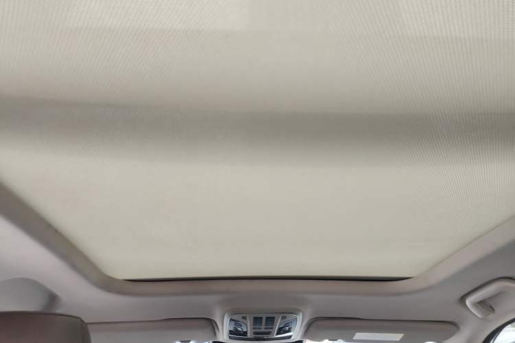 Used Haval F7 2020 2.0T All-Wheel Drive iJoy Headliner