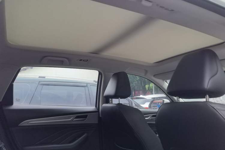 Used Haval F7 2020 1.5T Two-Wheel Drive i-Type Headliner