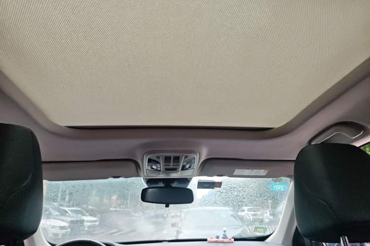 Used Haval F7 2020 1.5T Two-Wheel Drive iCool Headliner