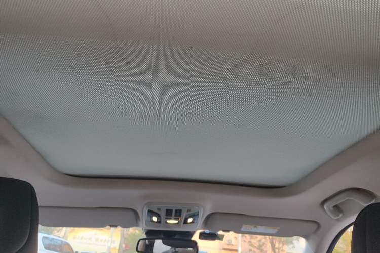 Used Haval F7 2020 2.0T Two-Wheel Drive i-Active Headliner