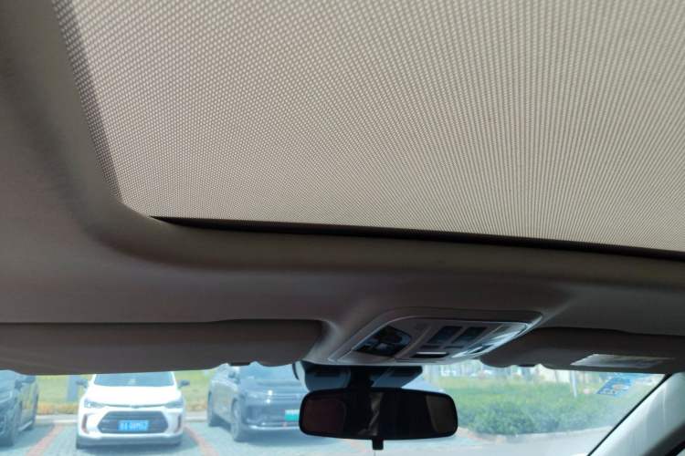 Used Haval F7 2020 1.5T Two-Wheel Drive iCool Headliner