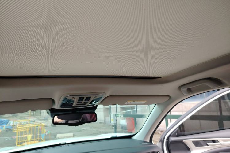 Used Haval F7 2020 2.0T Two-Wheel Drive i-Van Headliner