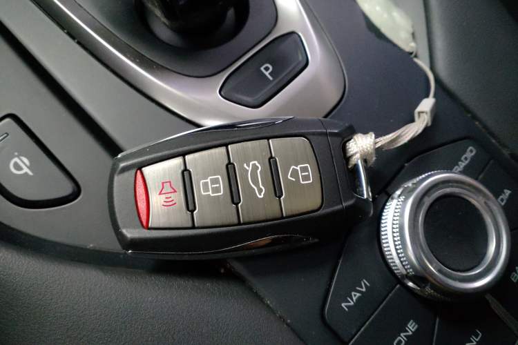 Used Haval F7 2020 1.5T Two-Wheel Drive i-Trend Interior 1