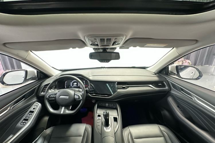 Used Haval F7 2020 1.5T Two-Wheel Drive i-Type Interior 2
