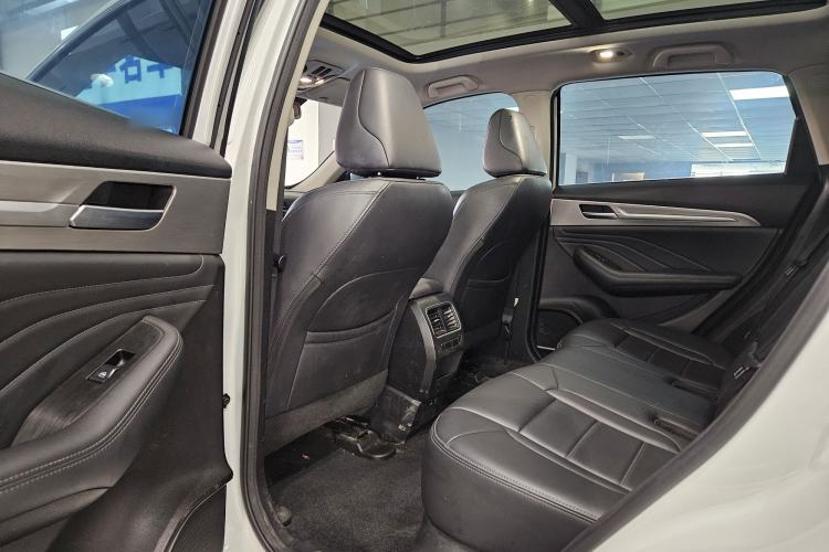 Used Haval F7 2020 1.5T Two-Wheel Drive i-Trend Interior 2