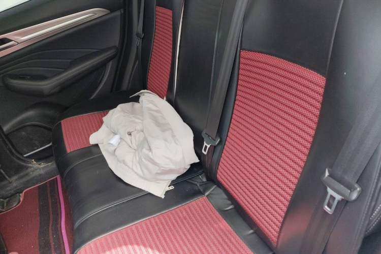 Used Haval F7 2020 1.5T Two-Wheel Drive iCool Interior 4