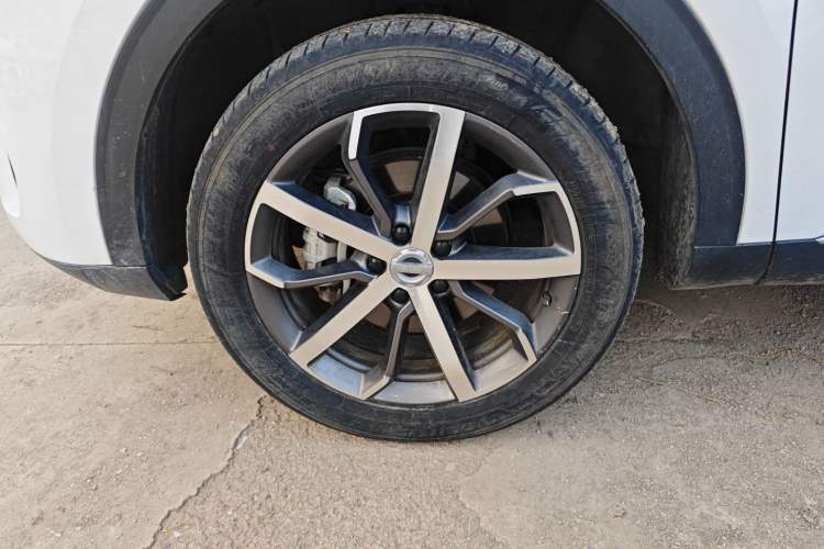 Used Haval F7 2020 1.5T Two-Wheel Drive i-Type Left Front Wheel Hub