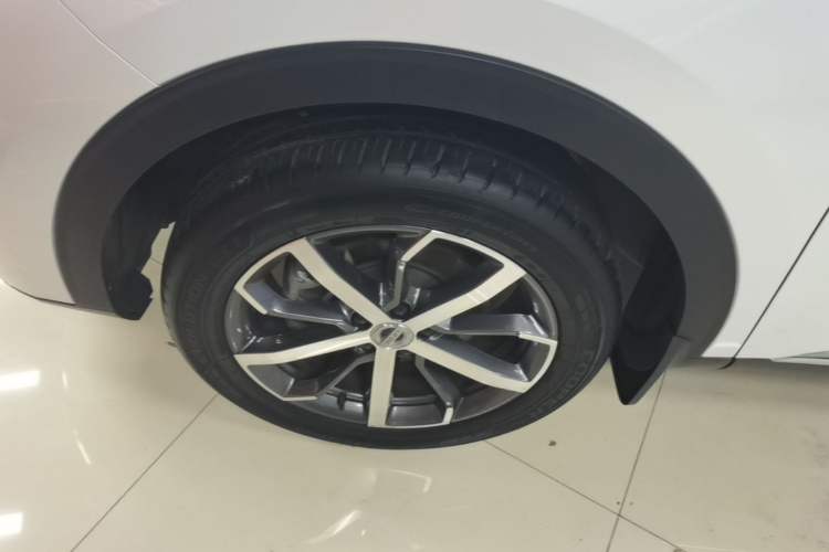 Used Haval F7 2020 1.5T Two-Wheel Drive iCool Left Front Wheel Hub
