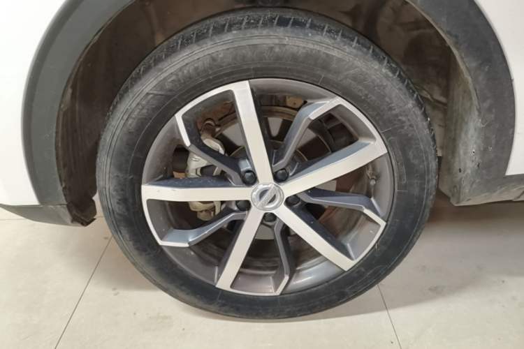 Used Haval F7 2020 1.5T Two-Wheel Drive i-Type Left Front Wheel Hub
