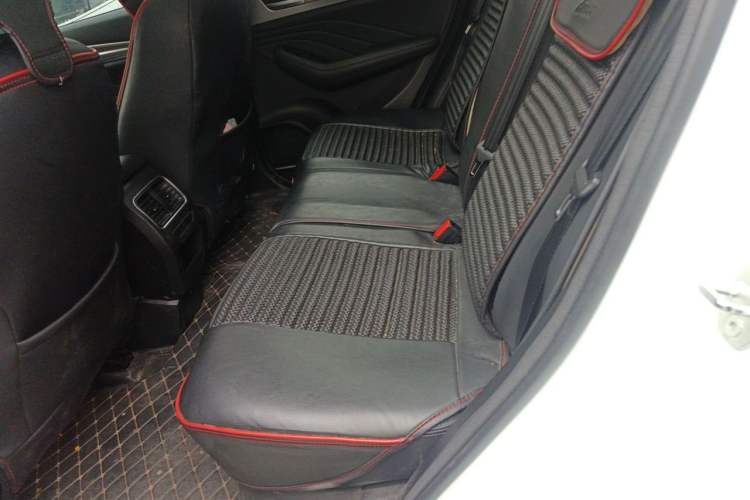Used Haval F7 2020 1.5T Two-Wheel Drive i-Trend Left Rear Seat