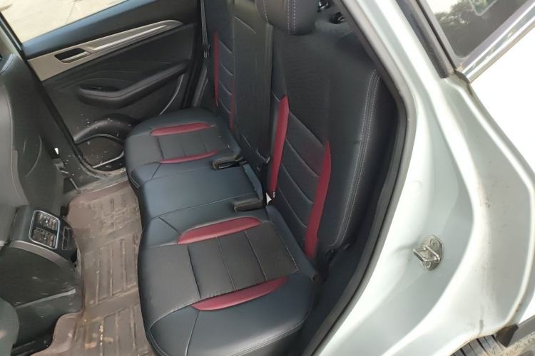 Used Haval F7 2020 1.5T Two-Wheel Drive iCool Left Rear Seat