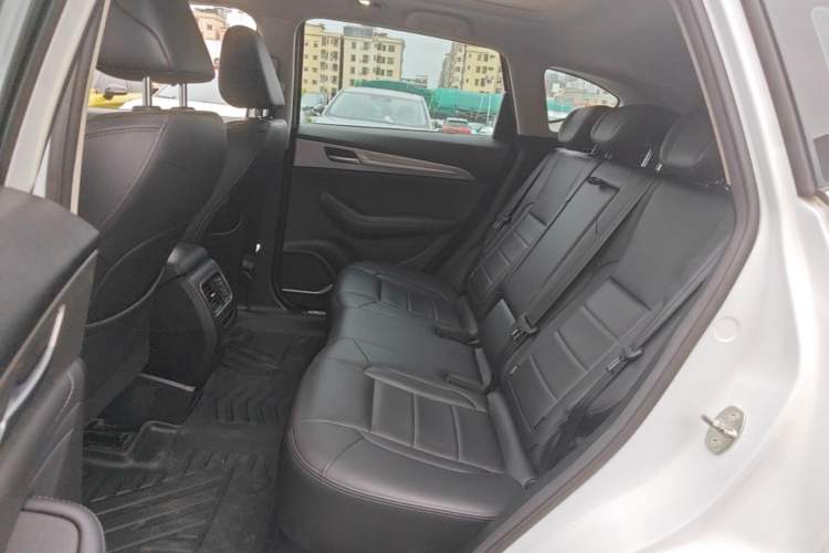 Used Haval F7 2020 2.0T Two-Wheel Drive i-Van Left Rear Seat
