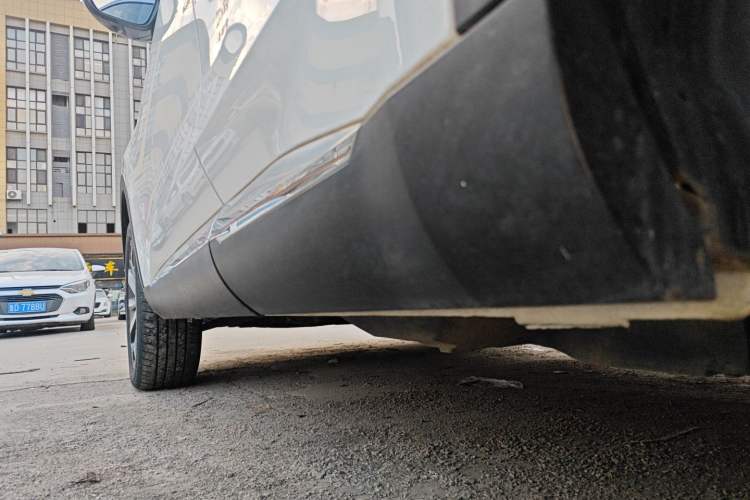 Used Haval F7 2020 1.5T Two-Wheel Drive i-Type Left Side Sill