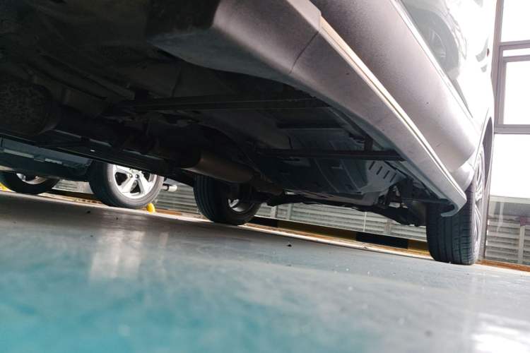 Used Haval F7 2020 2.0T Two-Wheel Drive i-Van Left Side Sill