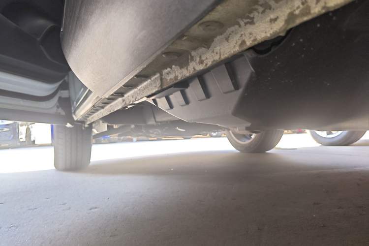 Used Haval F7 2020 2.0T Two-Wheel Drive i-Van Left Side Sill