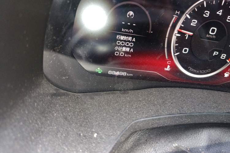 Used Haval F7 2020 1.5T Two-Wheel Drive i-Trend Odometer Close Up