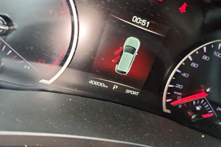 Used Haval F7 2020 1.5T Two-Wheel Drive iCool Odometer Close Up
