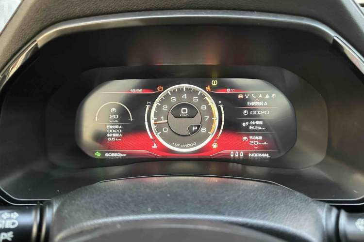 Used Haval F7 2020 2.0T All-Wheel Drive iJoy Odometer Close Up