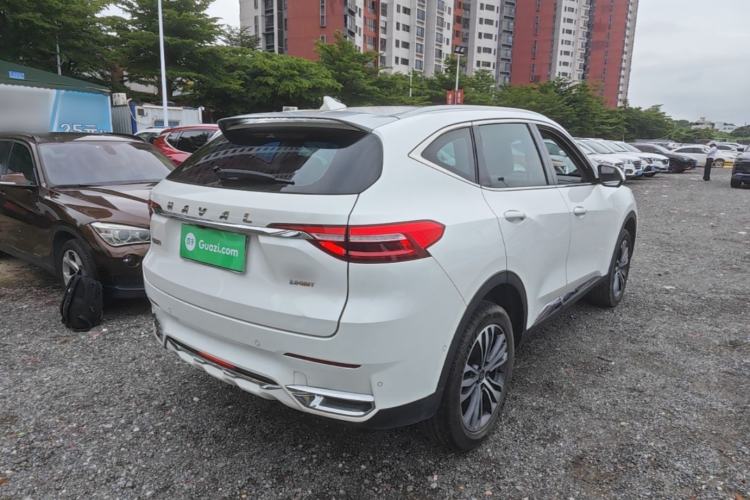 Used Haval F7 2020 2.0T Two-Wheel Drive i-Van Rear Right 45 Deg