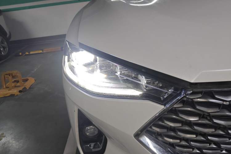 Used Haval F7 2020 1.5T Two-Wheel Drive i-Trend Right Front Headlight