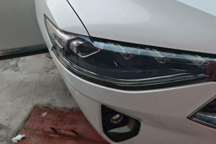 Used Haval F7 2020 1.5T Two-Wheel Drive i-Trend Right Front Headlight