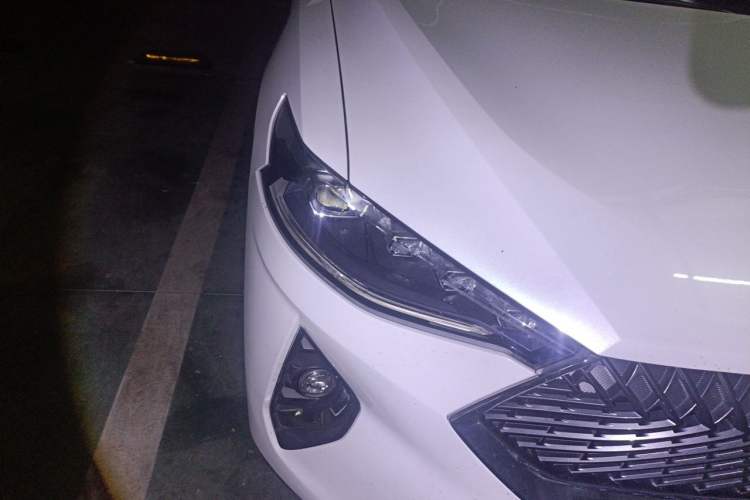 Used Haval F7 2020 1.5T Two-Wheel Drive i-Type Right Front Headlight