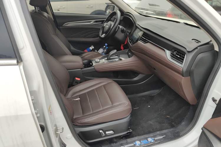 Used Haval F7 2020 2.0T All-Wheel Drive iJoy Right Front Seat