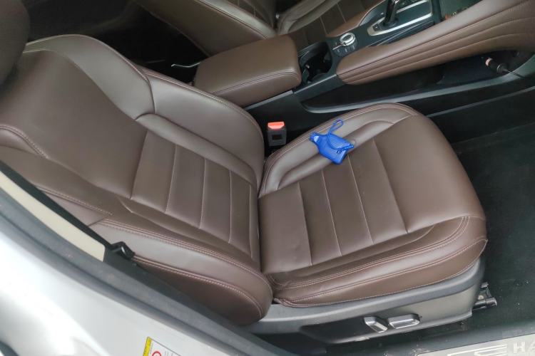 Used Haval F7 2020 1.5T Two-Wheel Drive i-Trend Right Front Seat