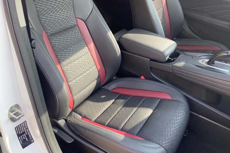 Used Haval F7 2020 1.5T Two-Wheel Drive iCool Right Front Seat