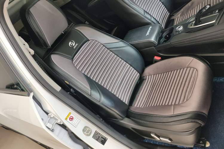 Used Haval F7 2020 1.5T Two-Wheel Drive i-Trend Right Front Seat