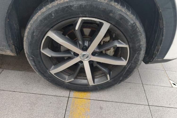 Used Haval F7 2020 1.5T Two-Wheel Drive i-Trend Right Front Wheel Hub