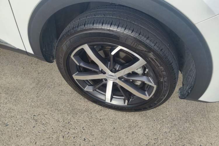 Used Haval F7 2020 1.5T Two-Wheel Drive i-Type Right Front Wheel Hub