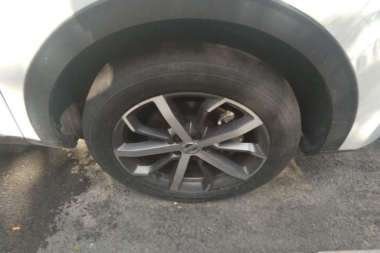 Used Haval F7 2020 1.5T Two-Wheel Drive i-Type Right Front Wheel Hub