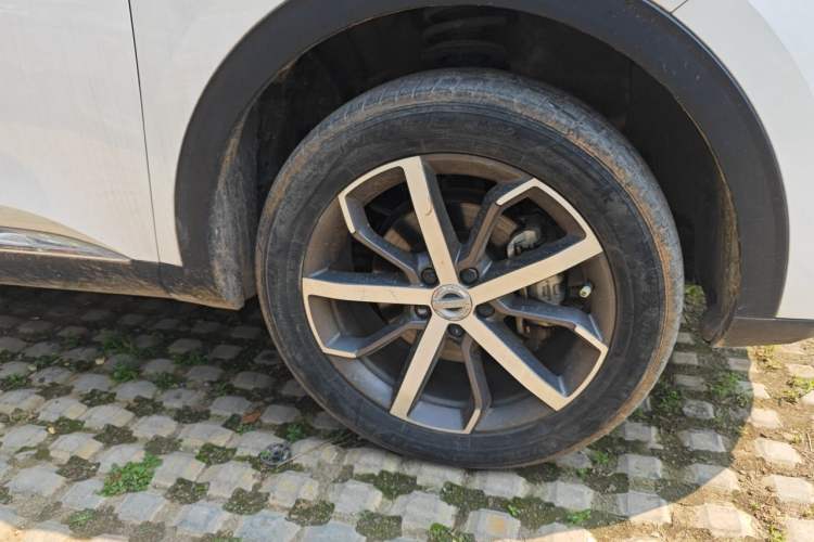 Used Haval F7 2020 1.5T Two-Wheel Drive i-Type Right Front Wheel Hub