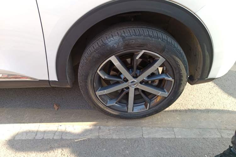 Used Haval F7 2020 1.5T Two-Wheel Drive i-Type Right Front Wheel Hub