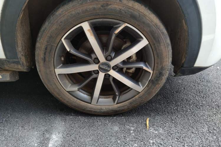 Used Haval F7 2020 1.5T Two-Wheel Drive iCool Right Front Wheel Hub