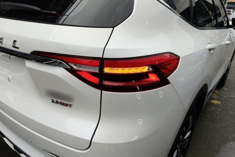 Used Haval F7 2020 2.0T Two-Wheel Drive i-Van Right Rear Taillight