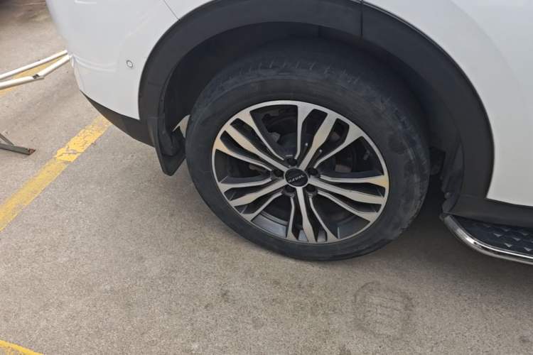 Used Haval F7 2020 2.0T Two-Wheel Drive i-Van Right Rear Wheel Hub