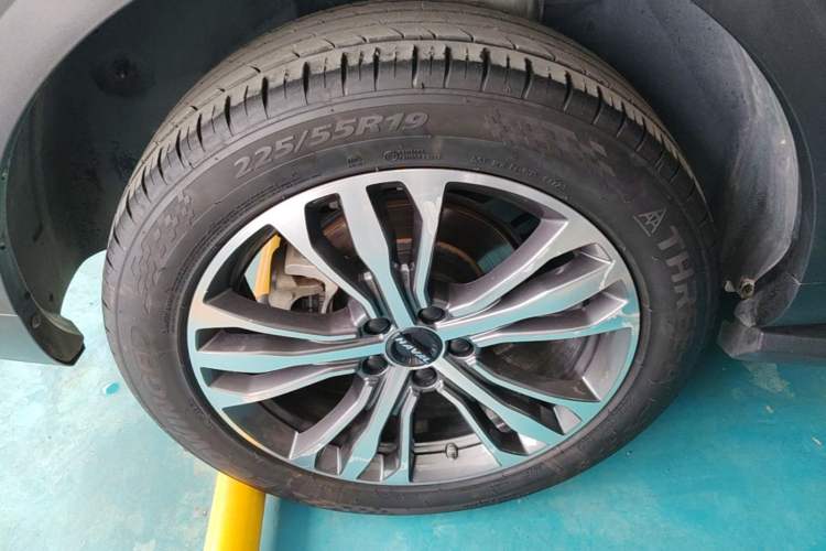 Used Haval F7 2020 2.0T Two-Wheel Drive i-Van Right Rear Wheel Hub