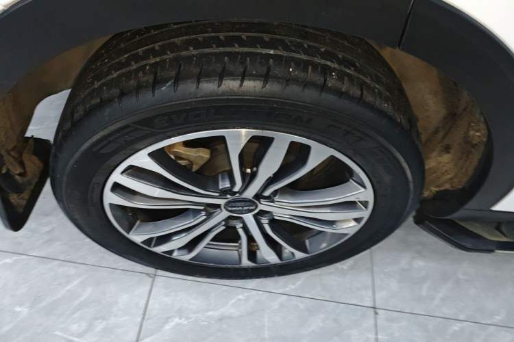 Used Haval F7 2020 1.5T Two-Wheel Drive i-Trend Right Rear Wheel Hub