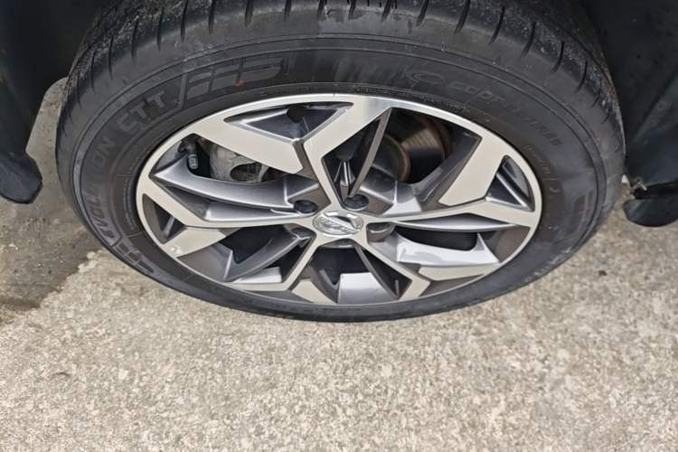 Used Haval F7 2020 1.5T Two-Wheel Drive i-Trend Right Rear Wheel Hub