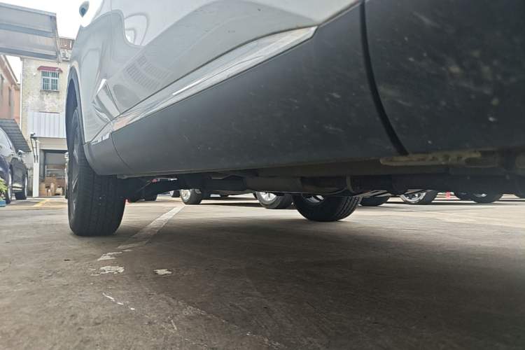 Used Haval F7 2020 1.5T Two-Wheel Drive iCool Right Side Sill
