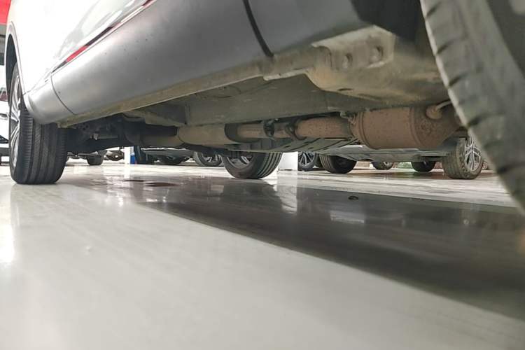 Used Haval F7 2020 2.0T Two-Wheel Drive i-Van Right Side Sill