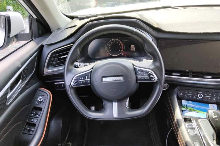 Used Haval F7 2020 2.0T Two-Wheel Drive i-Van Steering Wheel