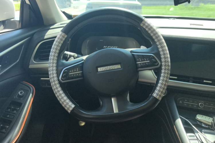 Used Haval F7 2020 2.0T Two-Wheel Drive i-Active Steering Wheel